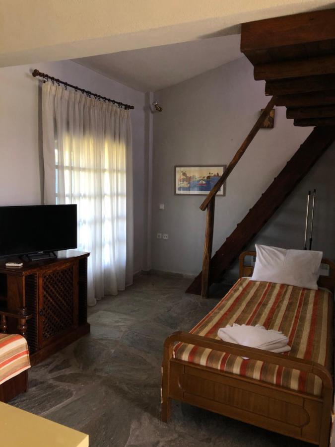 פורקה Blue Garden Inn מראה חיצוני תמונה