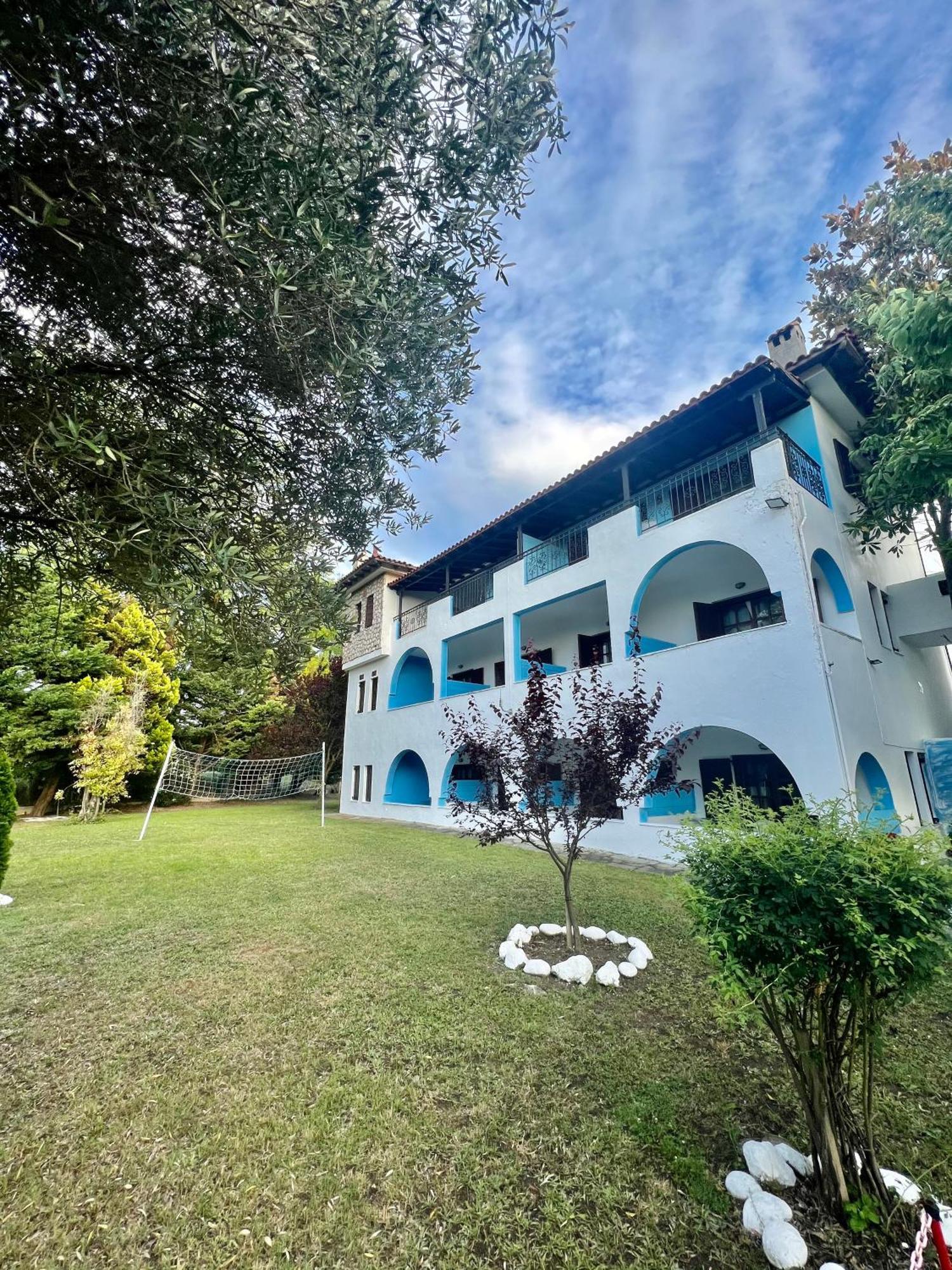 פורקה Blue Garden Inn מראה חיצוני תמונה