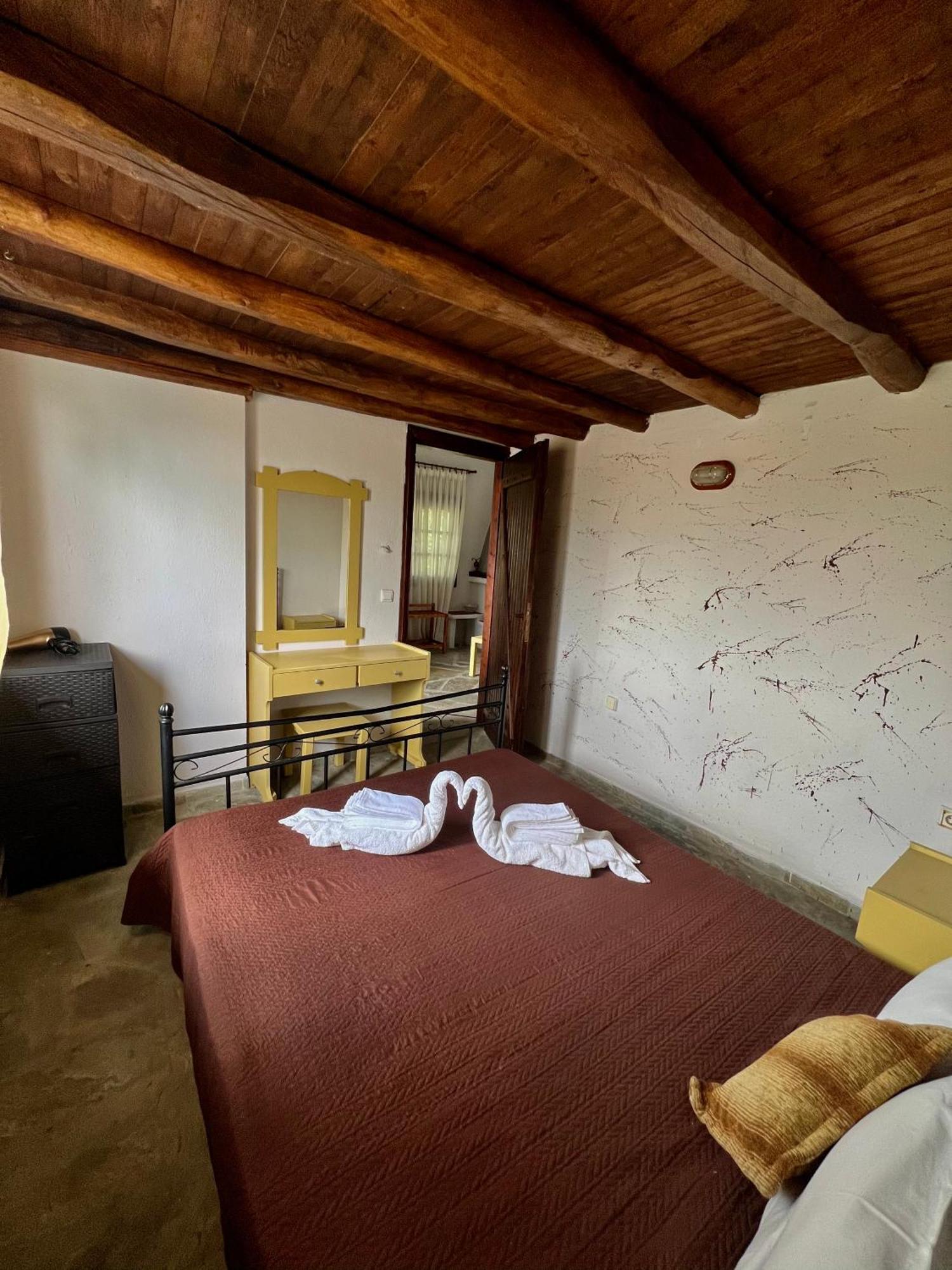 פורקה Blue Garden Inn מראה חיצוני תמונה