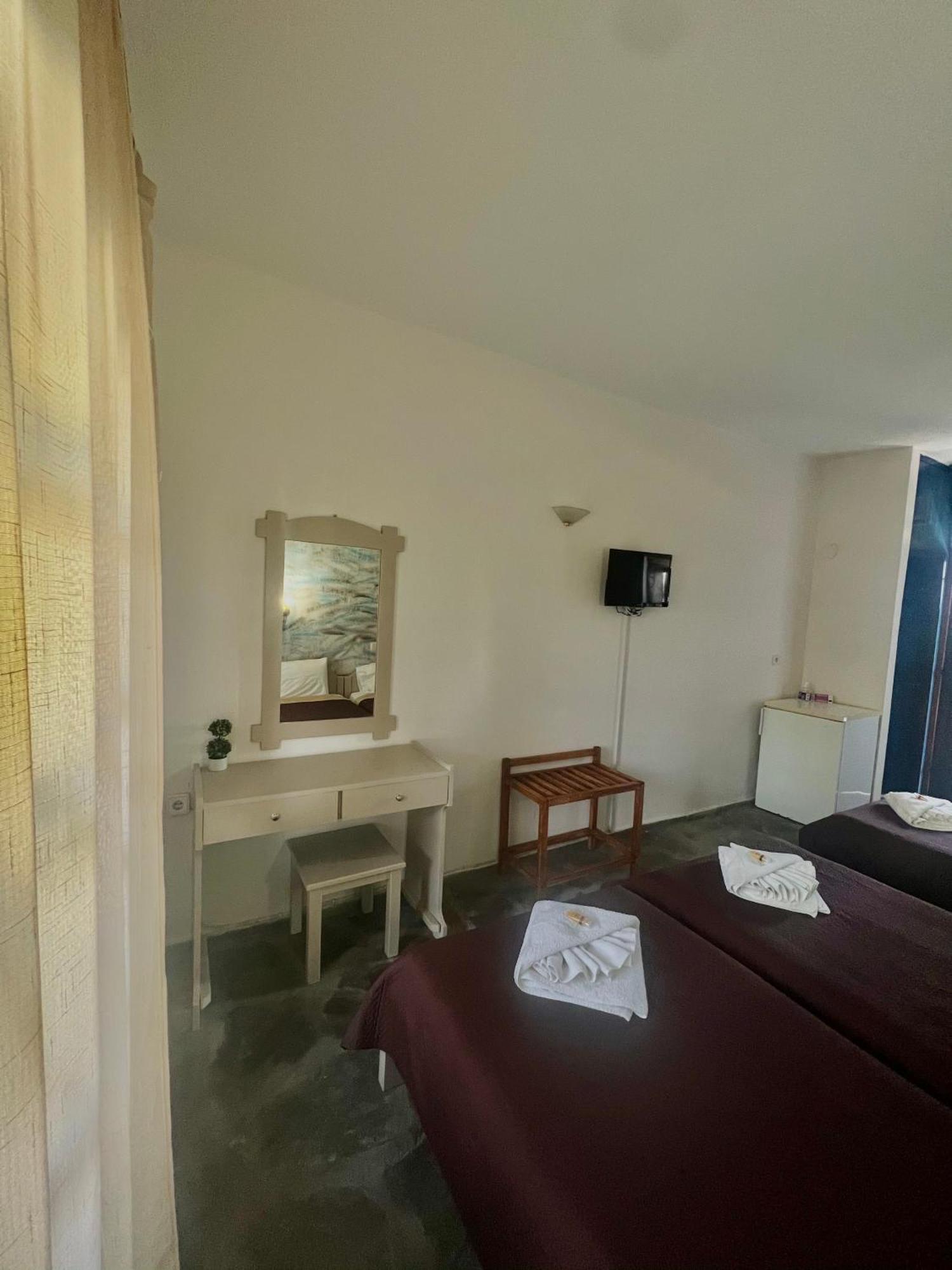 פורקה Blue Garden Inn מראה חיצוני תמונה
