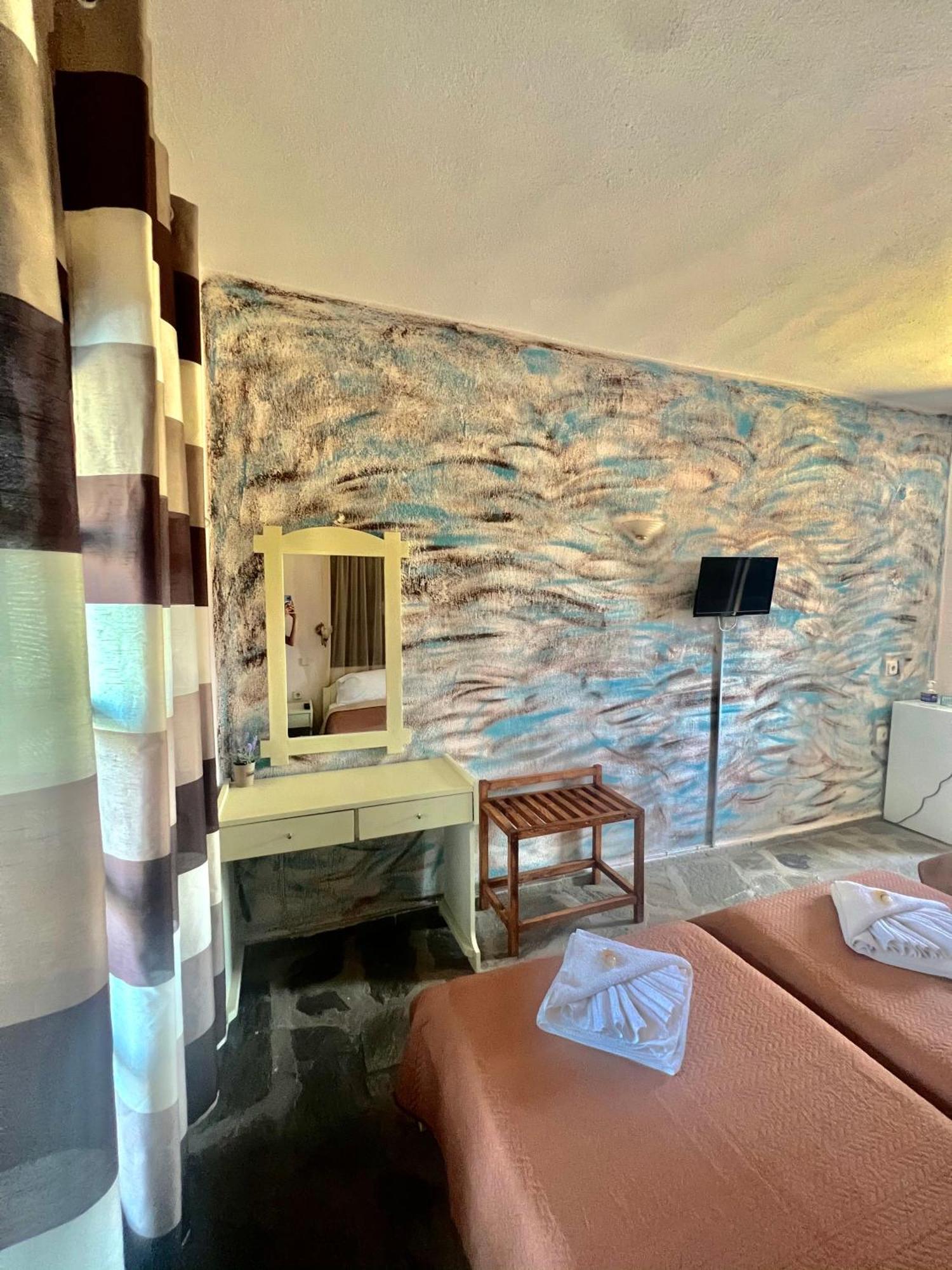 פורקה Blue Garden Inn מראה חיצוני תמונה