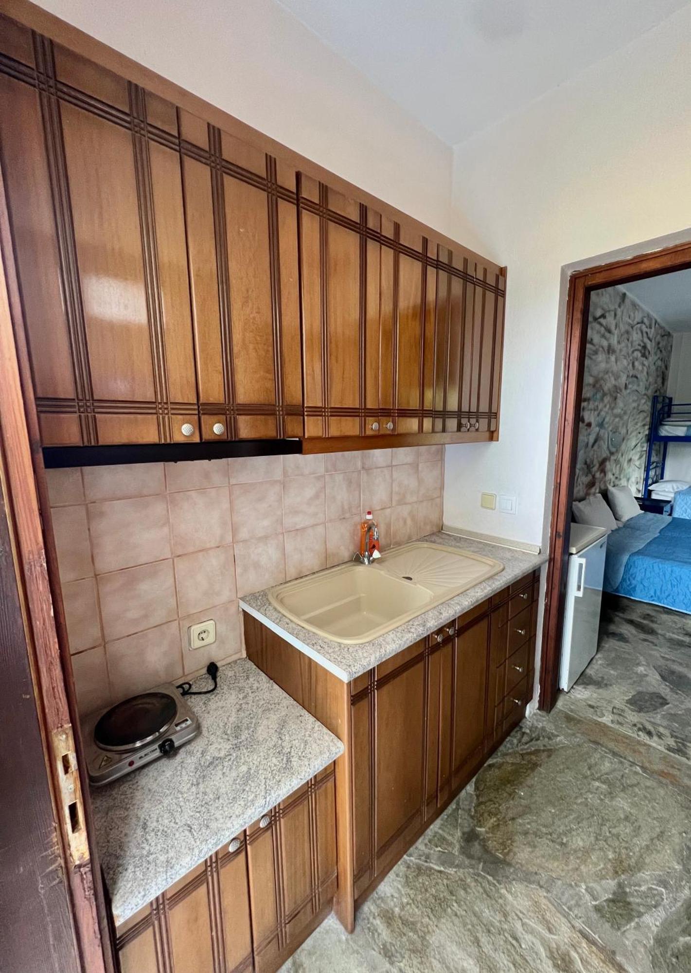 פורקה Blue Garden Inn מראה חיצוני תמונה
