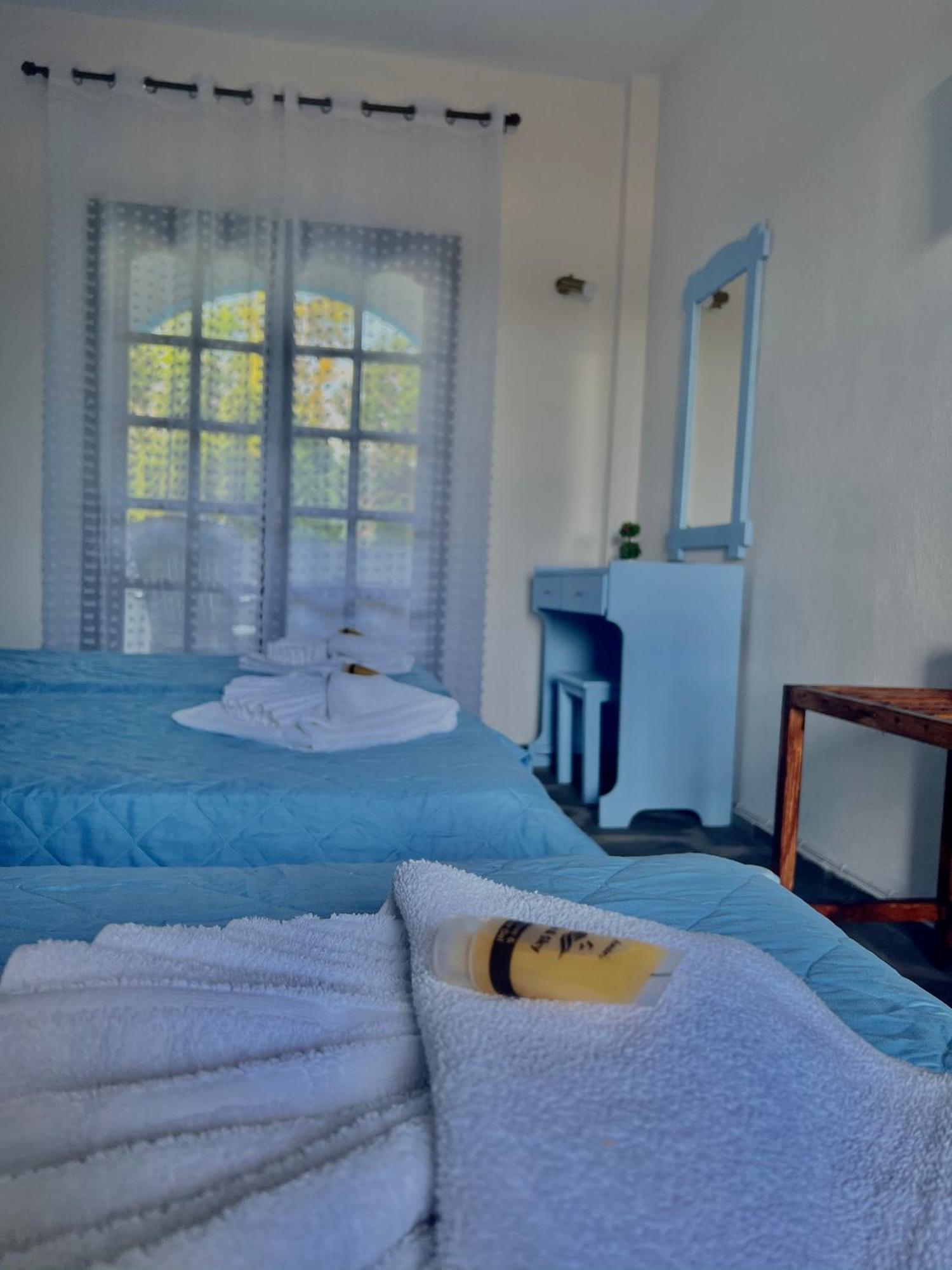 פורקה Blue Garden Inn מראה חיצוני תמונה